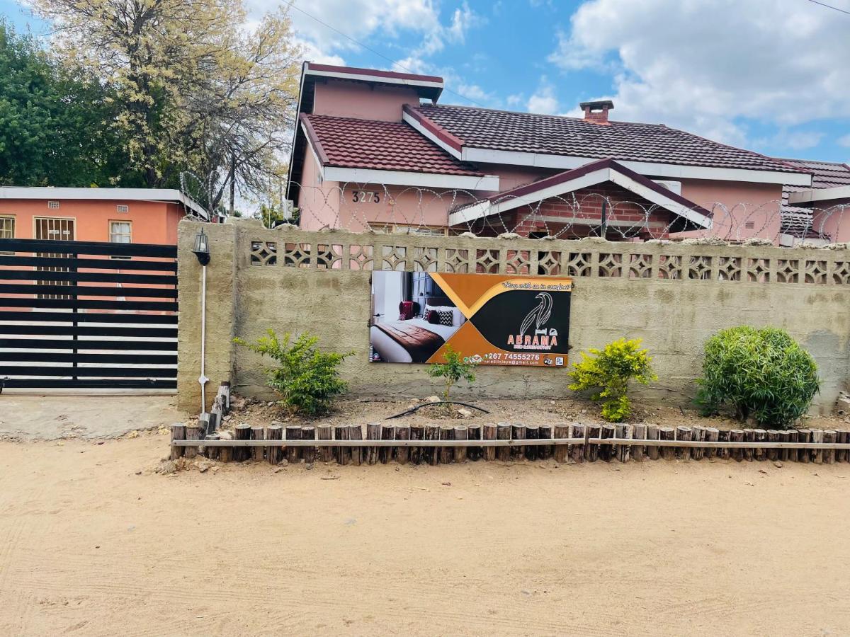 Abrama Bed And Breakfast Francistown Buitenkant foto