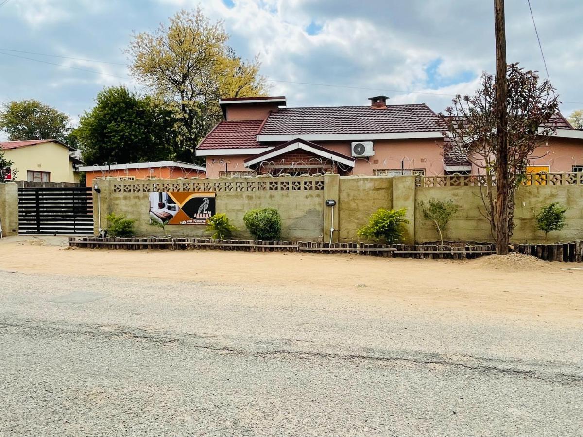 Abrama Bed And Breakfast Francistown Buitenkant foto