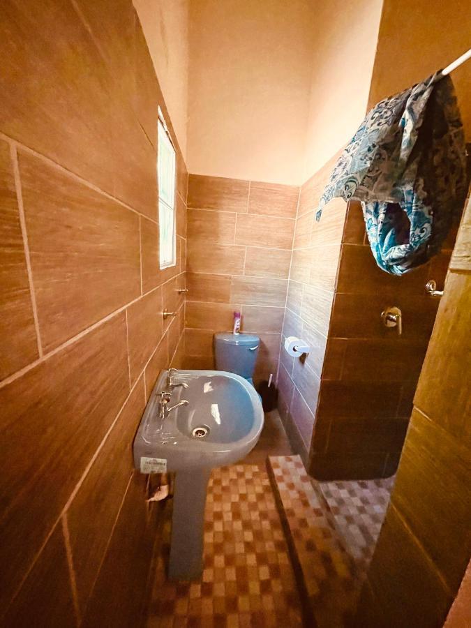 Abrama Bed And Breakfast Francistown Buitenkant foto